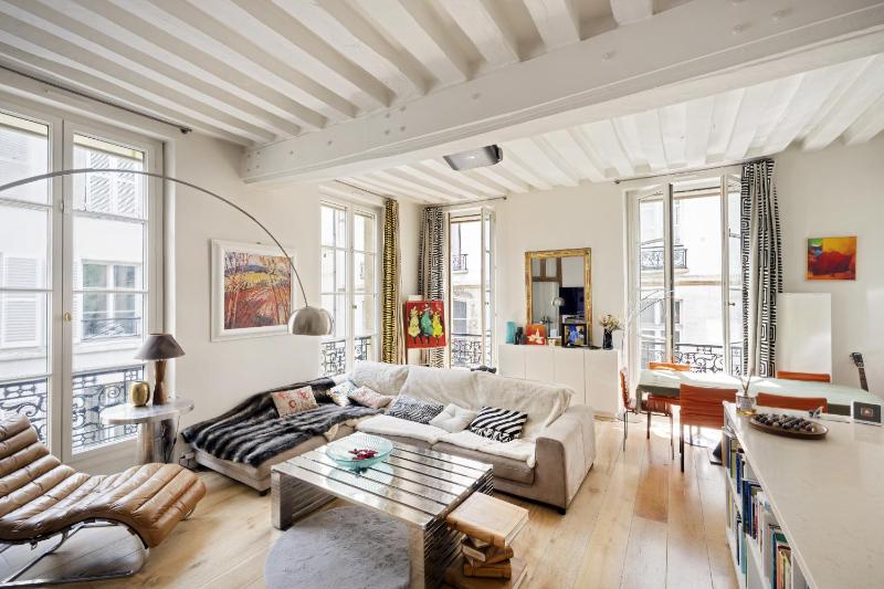 Cosy appart Odeon Saint Germain — отель в Париже, Франция