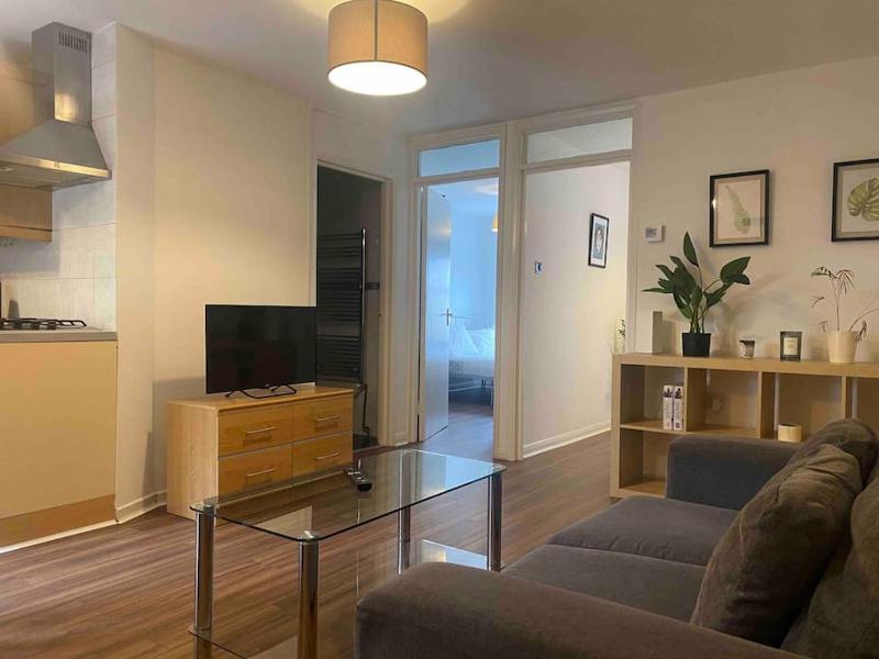 Bright 2BR Gem near Oxford St! — отель в Лондоне, Соединенное Королевство