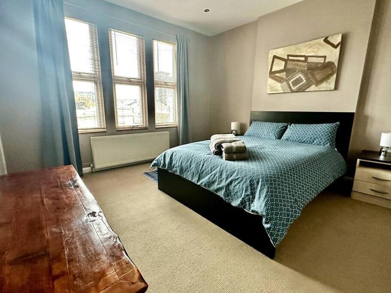 Luxury 2 bed flat Kings Road, Fulham — отзывы гостей и цены