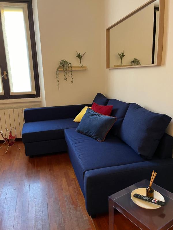 Bilocale Zona Tortona — отель в Милане, Италия
