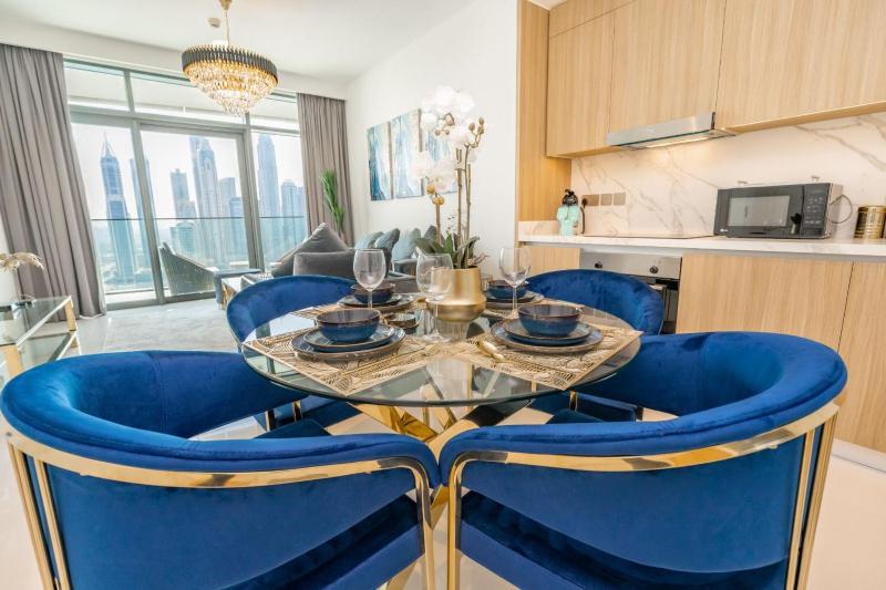 Цены на Emaar Beachfront - The Dubai Harbour Living в Дубае