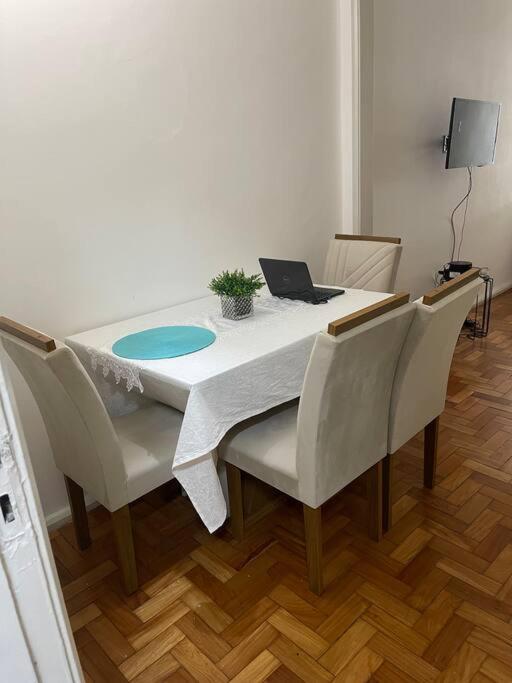 Apartamento em Copacabana — отель в Рио, Бразилия
