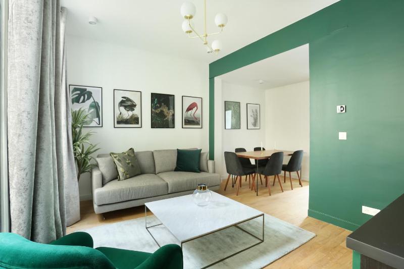Apartment Center of Paris by Studio prestige — забронировать отель в Париже