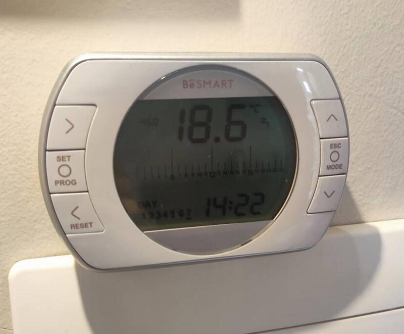 Monolocale intimo con terrazzino — отель с удобствами в Милане