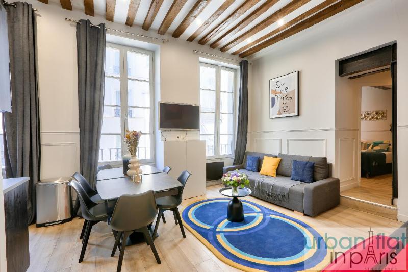 Urban Flat 44 - Charming Parisian Apartment in Montorgueil — отель в Париже, Франция