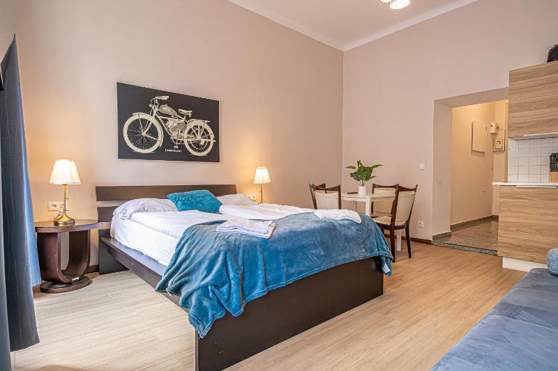 Cozy & Stylish 1-BR Studio Retreat-Perfect Getaway — забронировать отель в вене