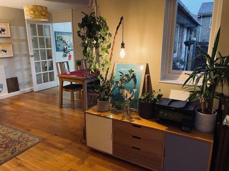Family home in historic Wapping — отель с удобствами в Лондоне