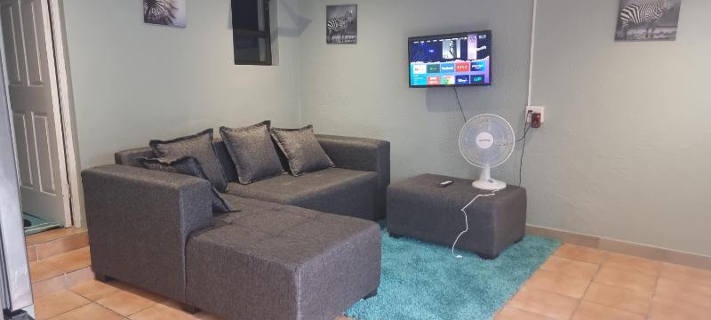 McSheyson Apartment - Spacious — отель с удобствами в Кейптауне