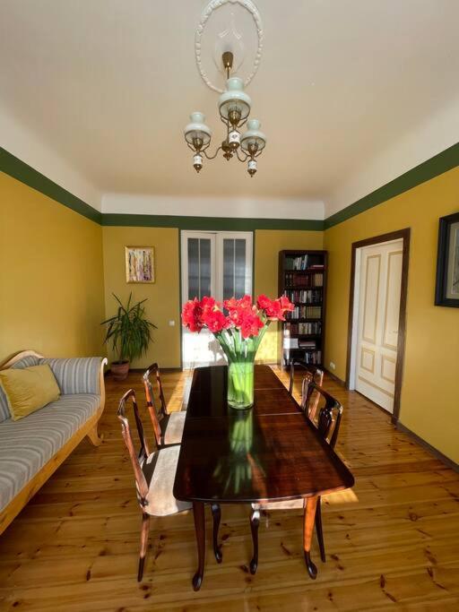Spacious and bright center apartment with cityview — забронировать отель в риге