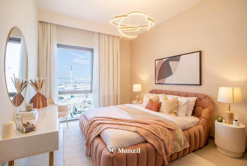 Цены на Manzil - Sleek 1BR Home in Dubai Creek with Beach & Marina Access в Дубае