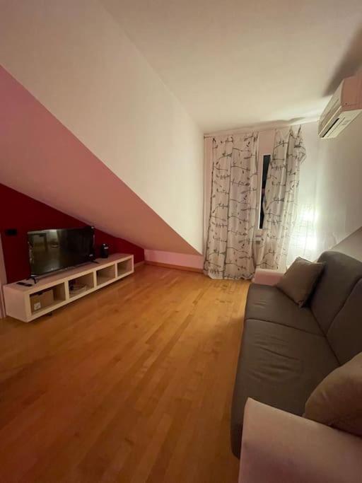 Attic home — отель в Милане, Италия