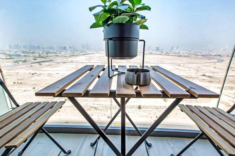 Cozy Studio 29th Floor, Bloom Towers Marina View — комфортный отель в Дубае