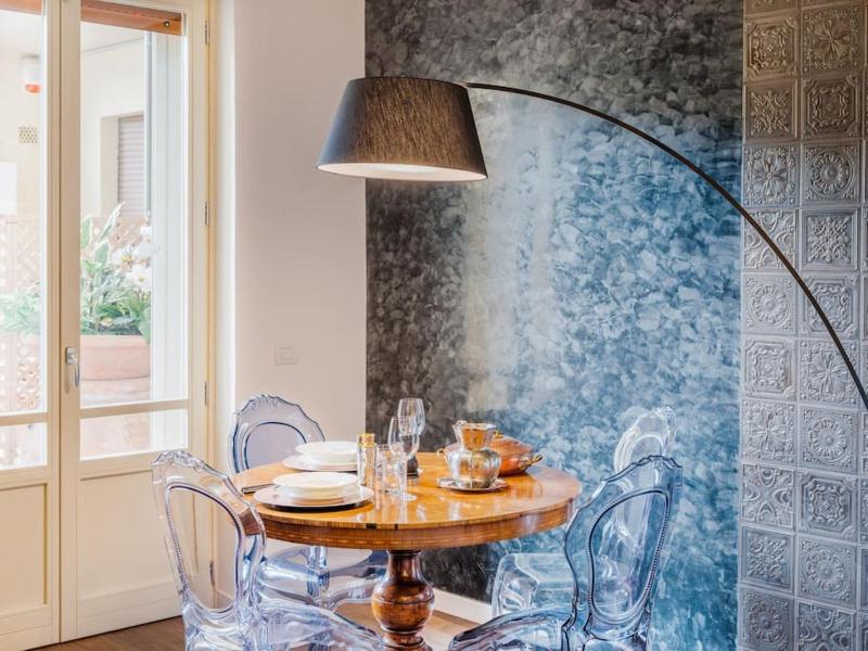 Casa Silvia - Honeymoon flat with green terrace — отель с удобным расположением в Флоренции