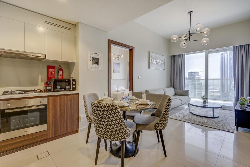 Two Bed Room Near Burj Khalifa Dubai Mall-5minuts-RVA2705 — отель с удобным расположением в Дубае