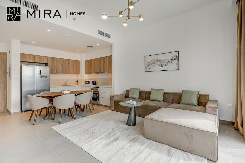 Mira Holiday Homes - Fully furnished 2 bedroom in Dubai Hills — отель с удобствами в Дубае