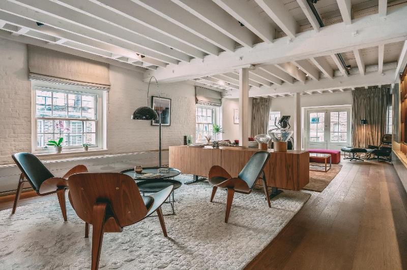 Immaculate 2-Bed Loft Apartment In Central London — отель в Лондоне, Соединенное Королевство