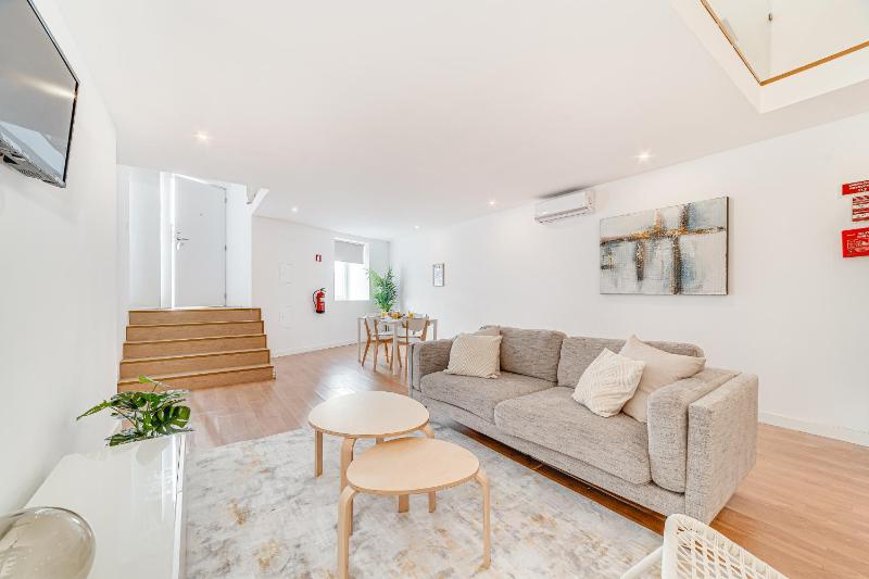 Fornos Deluxe Apartments — отель в Лиссабоне, Португалия