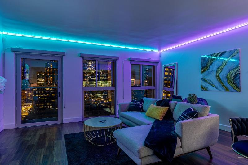 DTLA Luxury High-Rise Long Term Stay City Views Resort Amenities — отель в Лос-Анджелесе, Соединенные Штаты Америки