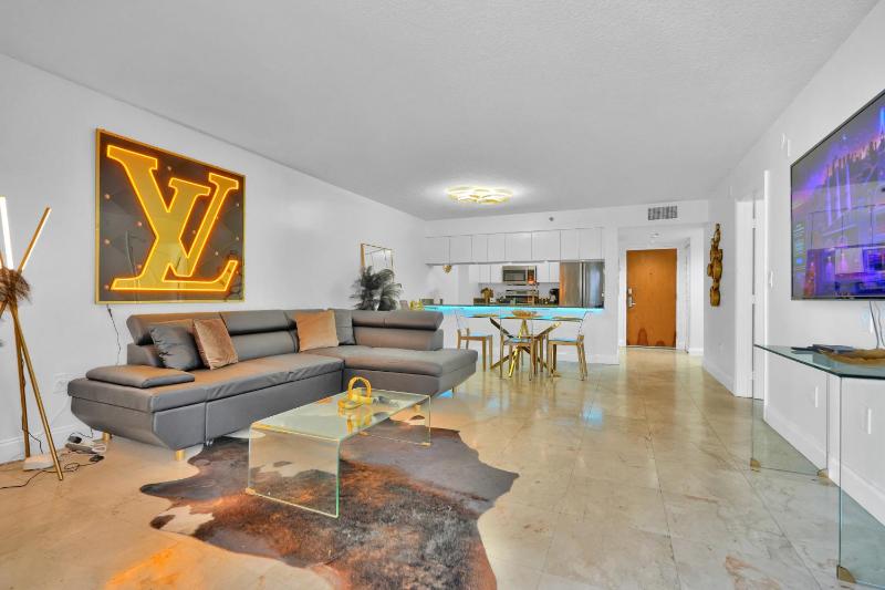 Zeus' Sanctuary Ocean View In Brickell Miami — забронировать отель в Майами