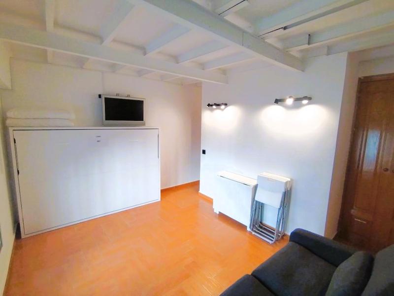 Puerta del Sol - Apartamento para 4 — отель в Мадриде, Испания
