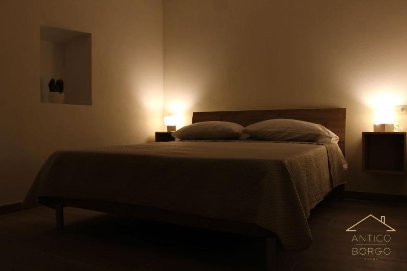 Antico Borgo Rooms — отель с удобствами в Неаполе