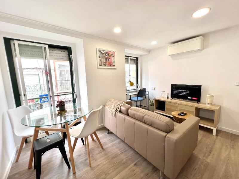 Urban Retreat - LX factory — забронировать отель в Лиссабоне