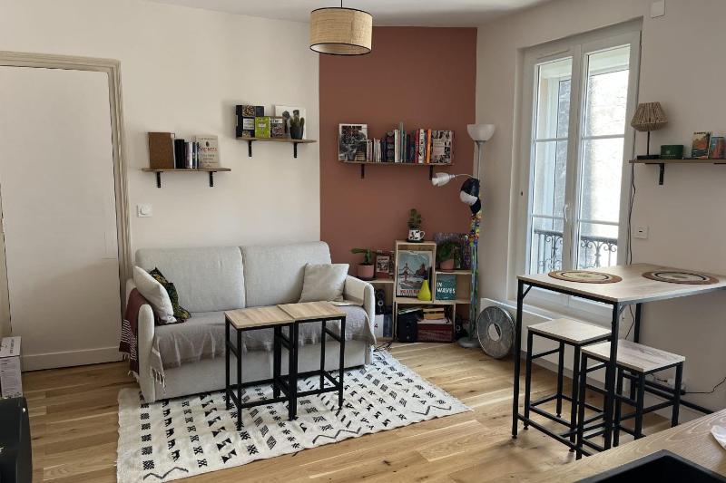 Flat in the heart of the 19ᵉ arrondissements — комфортный отель в Париже