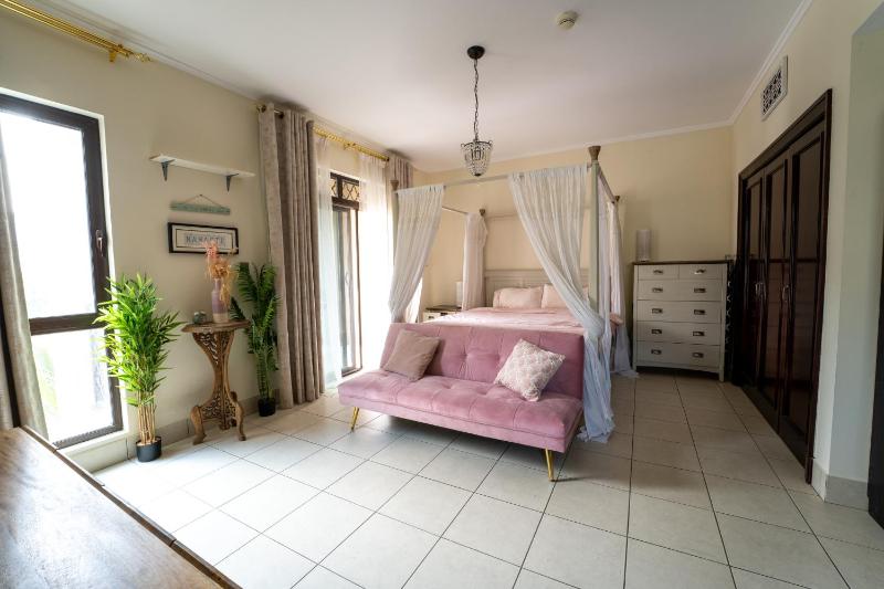 Healing Home Downtown Dxb — комфортный отель в Дубае