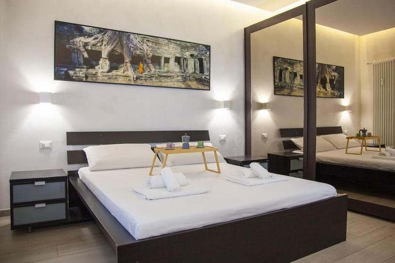 ROME Chic and Elegant Apartment near METRO Station — комфортный отель в Риме