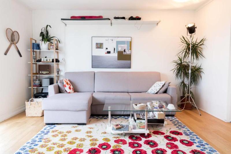 Bright Apartment 15min From The Arc De Triomphe — отель с удобствами в Париже