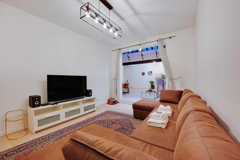 Amazing apartment 6P2BR - Etienne Marcel — отель с удобствами в Париже