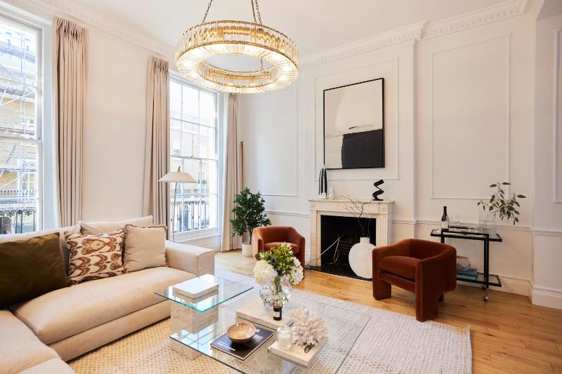 The Hyde Park Scenery - Elegant 4BDR House with Study Room — отель в Лондоне, Соединенное Королевство