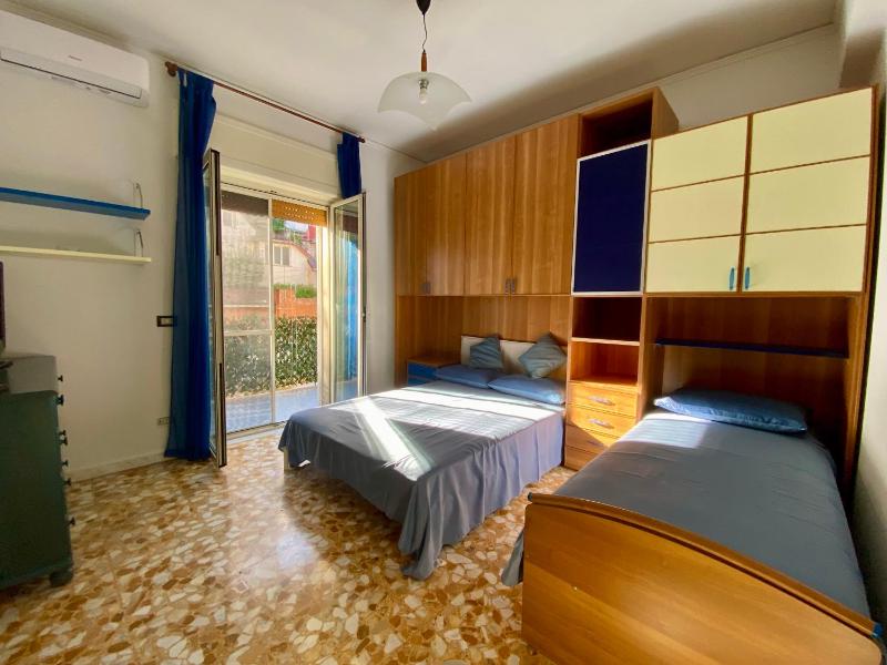 Цены на LoriGio - Neapolitan Apartment в Неаполе