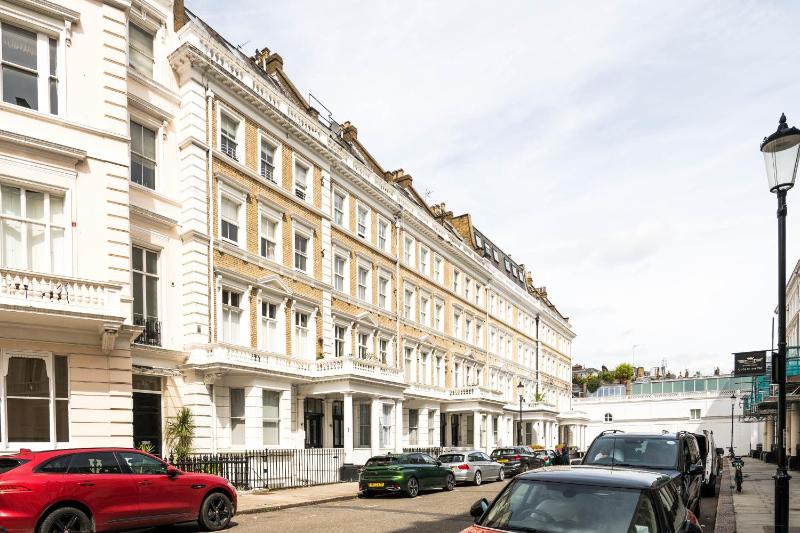 Inviting 2-Bed Apartment in London — отель с удобствами в Лондоне