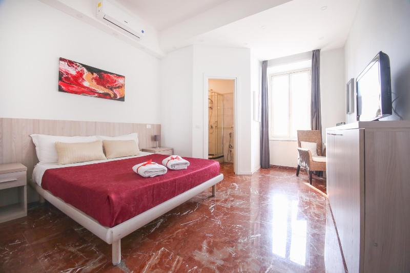 Цены на Rome Aparts - Deluxe Apartment at few steps from San Peter square в Риме