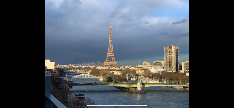 Цены на Appartement vue Tour Eiffel paris 16 Eme в Париже