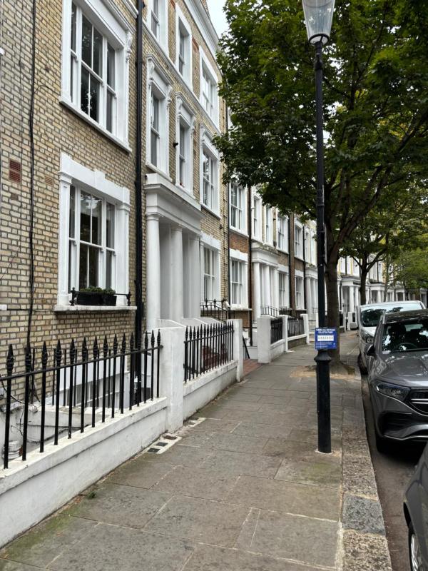 Kensington apartment with 2 bedrooms 1 living room and Patio — отзывы гостей и цены