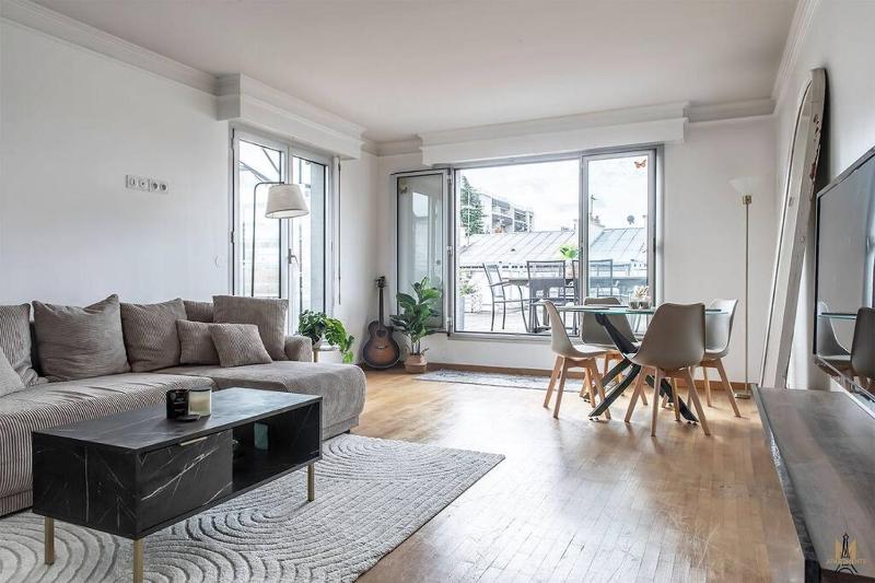 Magnificient Terrace 6 pers flat — отель с удобствами в Париже