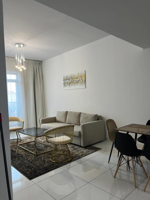 Цены на One bed in Plazzo Heights JVC Dubai в Дубае