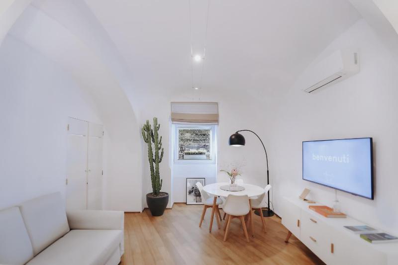 Insieme Suites — отель с удобным расположением в Неаполе