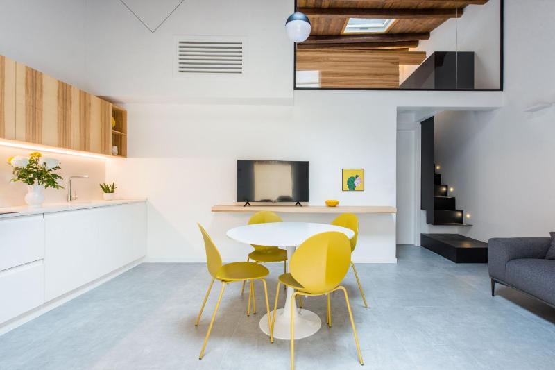 C3 Apartment al Teatro Politeama by Wonderful Italy — отзывы гостей и цены