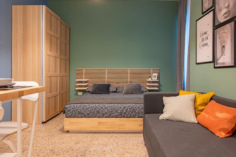 Цены на Guest Planet - Cozy housing Porta Romana M3 в Милане