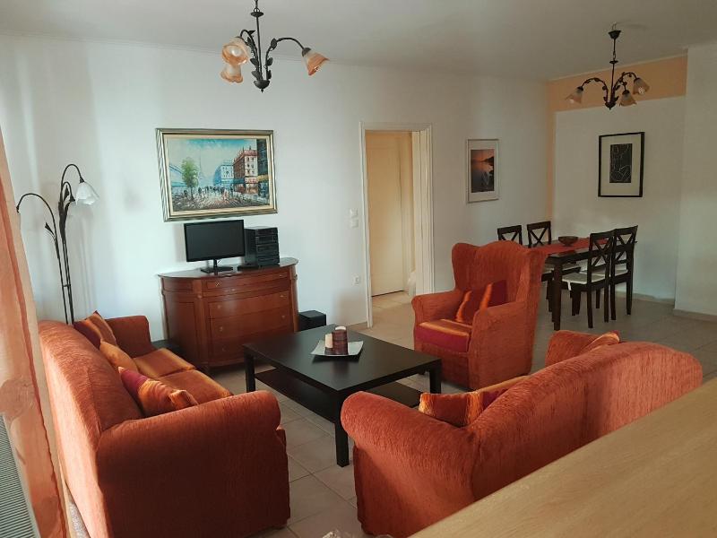 Cozy apartment near Acropolis — отель с удобствами в Афины