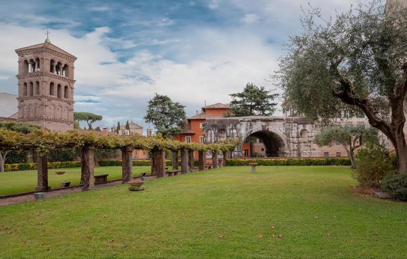 Trastevere - Colosseo Luxury House — отель с удобствами в Риме