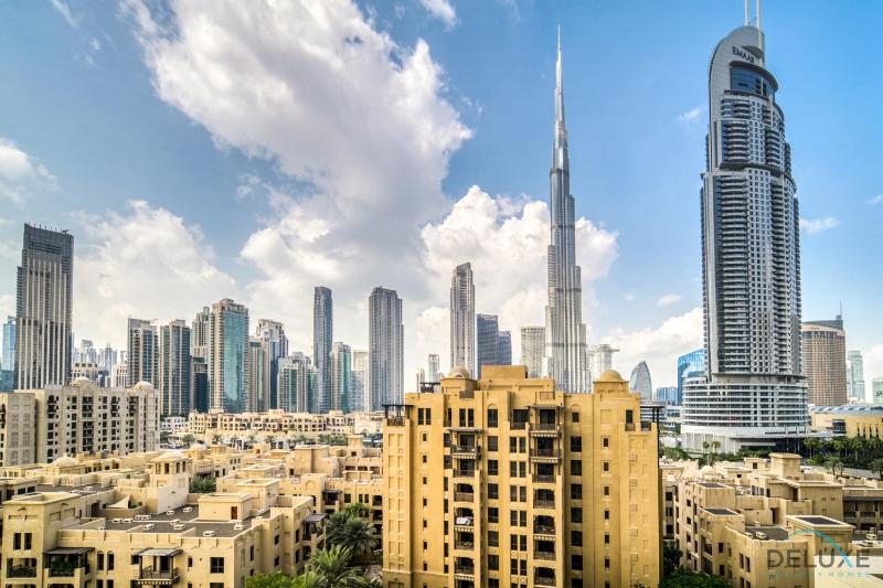 Stylish 2BR with Burj Khalifa View at Burj Royale Downtown Dubai by Deluxe Holiday Homes — отзывы гостей и цены