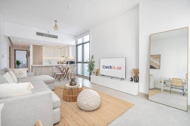 Цены на NEW Listing - Czechin - JBR Beach a Few Steps Away в Дубае