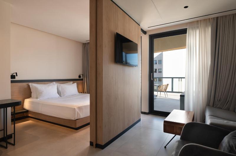 Nema Hotel Athens 3 — отель в Афины, Греция