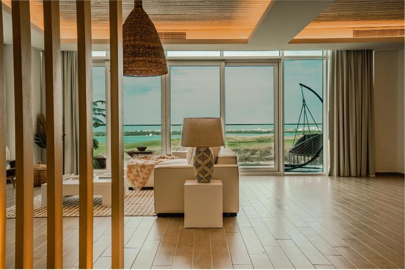 Цены на Voyage Private Beach At Your Doorstep в Абу