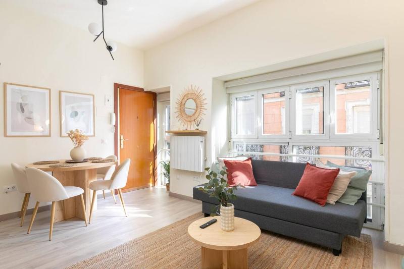 Bonito apartamento en Sol — отель с удобствами в Мадриде