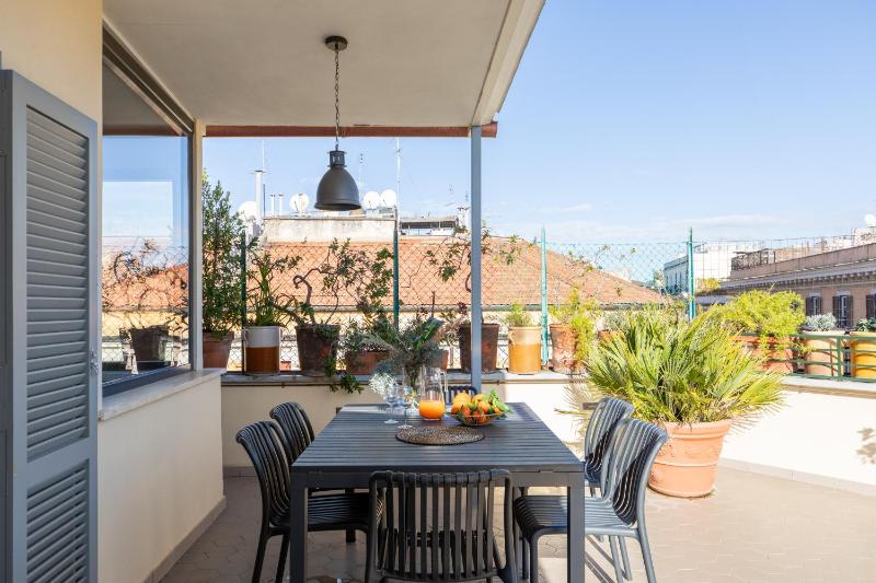 IFlat Magical flat by the Tiber — комфортный отель в Риме